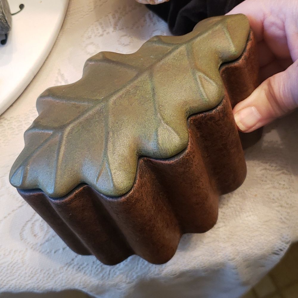 Fall Autumn Leaf Ceramic Trinket Box with Lid